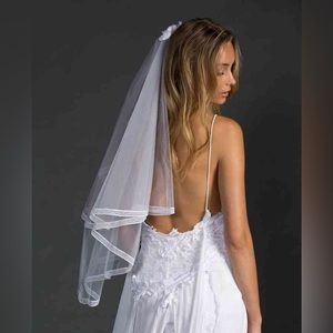 NWT Grace loves lace Australia - Hollie Veil